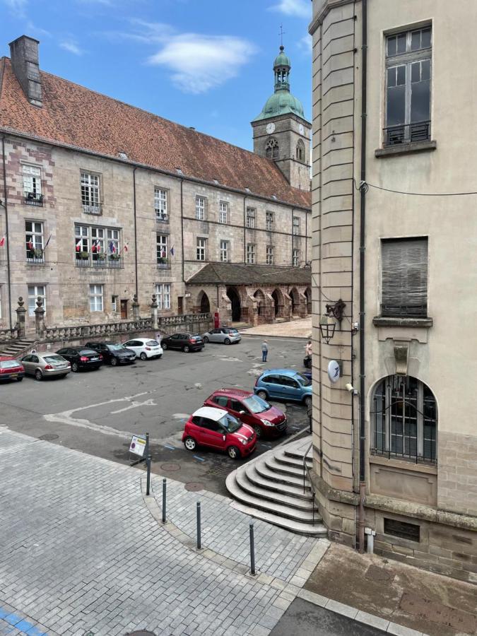 F1 Centre Historique Saint Valbert Luxeuil-les-Bains Exteriör bild